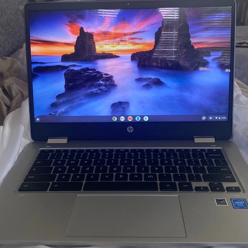 HP 14” Convertible 2-in-1 Chromebook Laptop 64GB Flash Storage